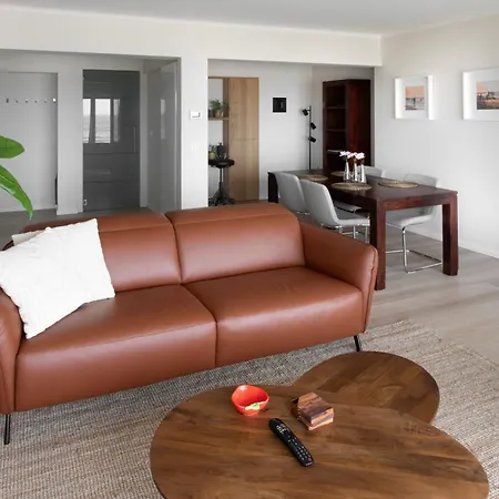 Valdemosa One * De Haan